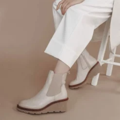 Audyn Cream Leather 9 Audyn Cream Leather -Moda In Pelle Sales audyn cream leather p13705 90597 medium