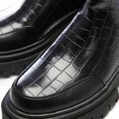 Berra Black Patent Mocc Croc -Moda In Pelle Sales berra black patent mocc croc p12444 80134 medium