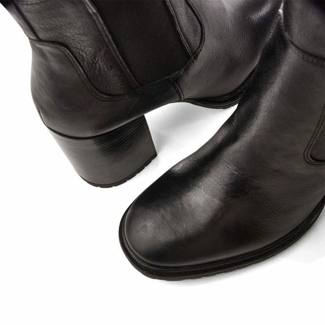 Kayari Black Leather 6 Kayari Black Leather - Image 4