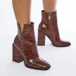 Kiani Brown Patent Mocc Croc -Moda In Pelle Sales kiani brown patent mocc croc p12415 80487 medium