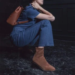 Loni Tan Alcantara -Moda In Pelle Sales loni tan alcantara p13944 92410 medium