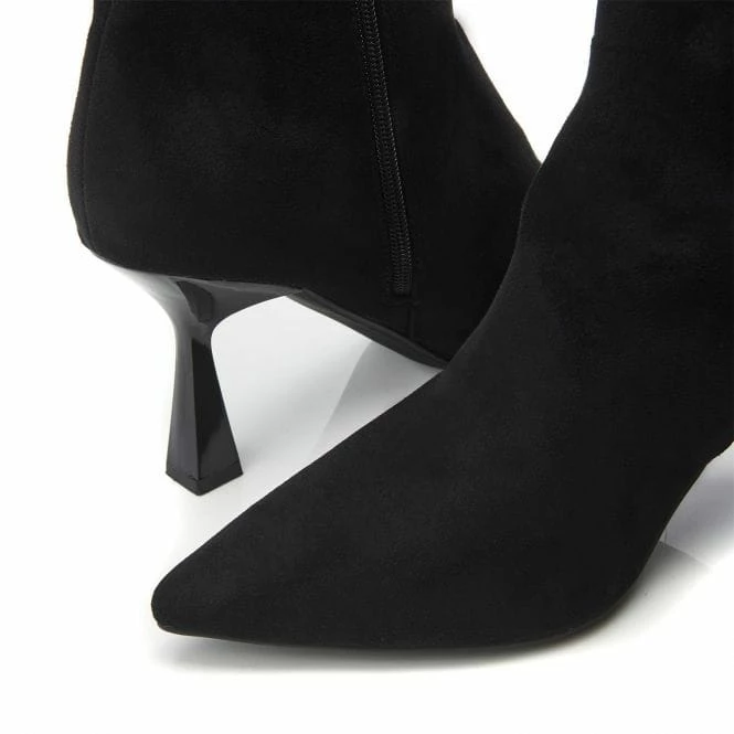 Ursa Black Alcantara 6 Ursa Black Alcantara - Image 4